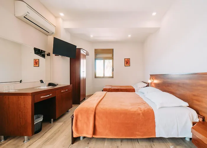 Otel Kaonia