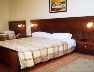 Kaonia Hotel 3*