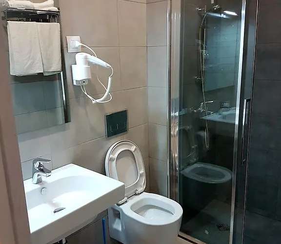 Kaonia Hotel 3*