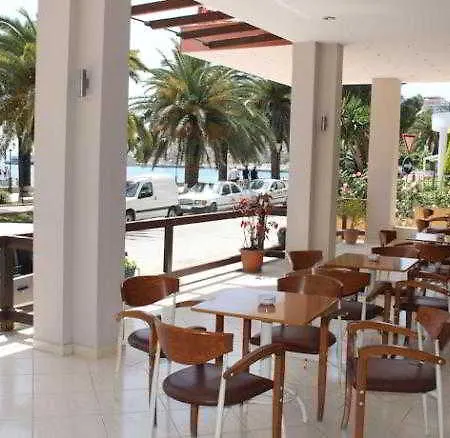 Hotel Kaonia 3*